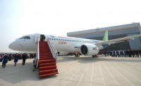 中国商飞考虑投资庞巴迪 或入股C系列100-150座客机项目