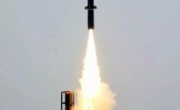 印度成功试射国产“无畏”巡航导弹 可携带核弹头