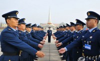中国空军首批士官长正式上岗履职