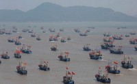 两百多艘中国渔船进入钓鱼岛海域 中方海警船达12艘