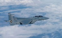 美国空军接收首架F-15EX战斗机，距首飞仅一个月