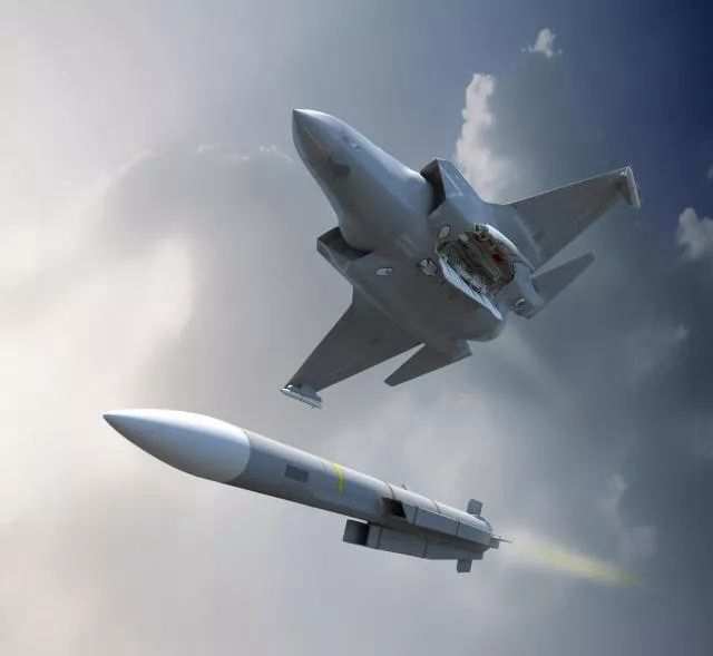 F-35战斗机发射“流星”导弹想象图